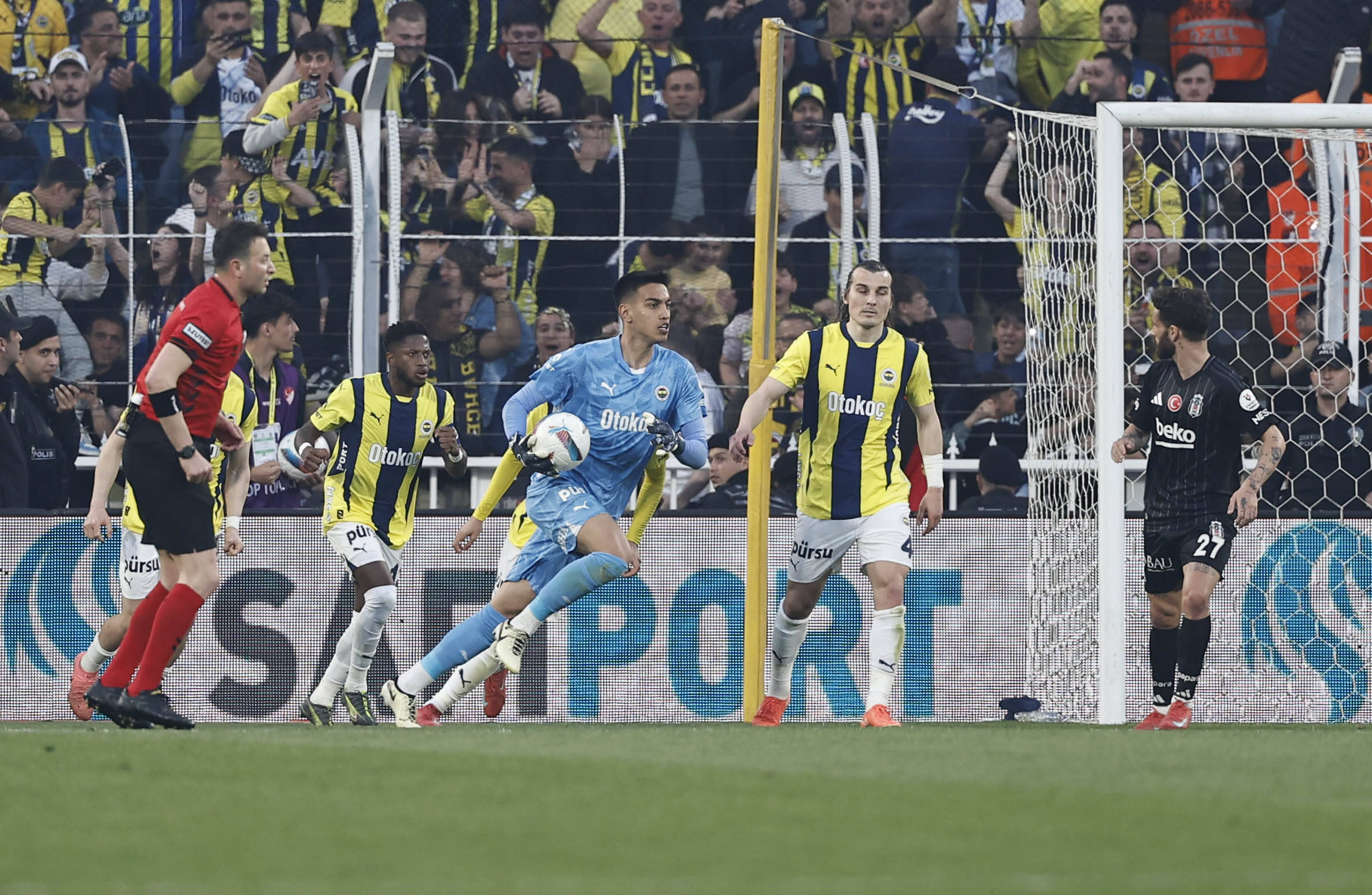 爆冷首场状态出色，IG观众沸腾！，穆雷重返赛场赛场气氛高涨的简单介绍-爱游戏首页